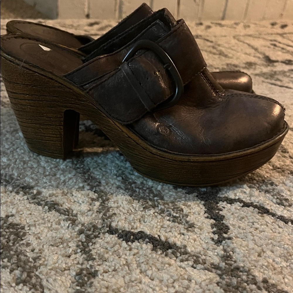 Born Ibra Moro Metallic Platform Clogs